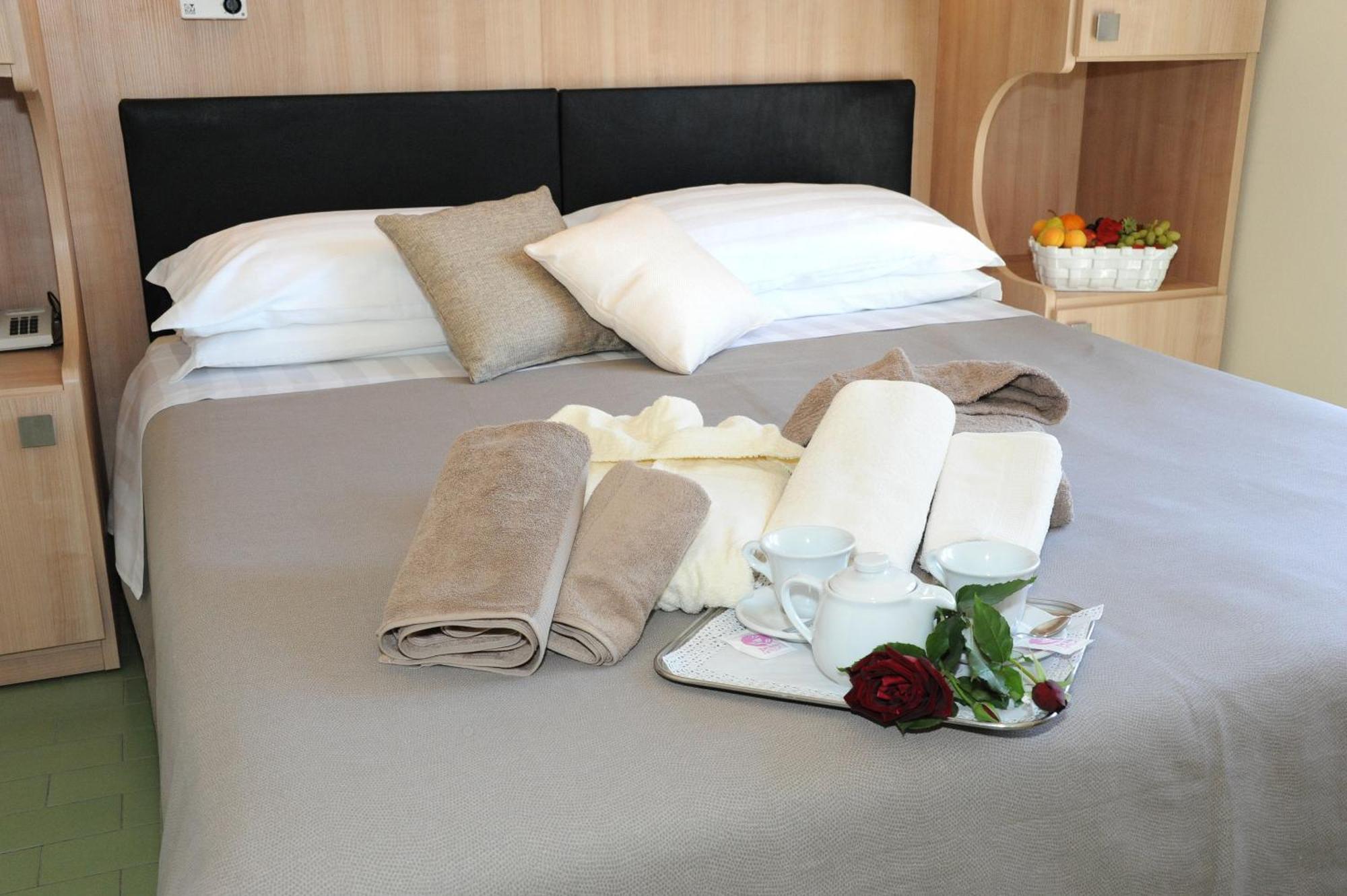 קרביה Hotel Lanzoni מראה חיצוני תמונה