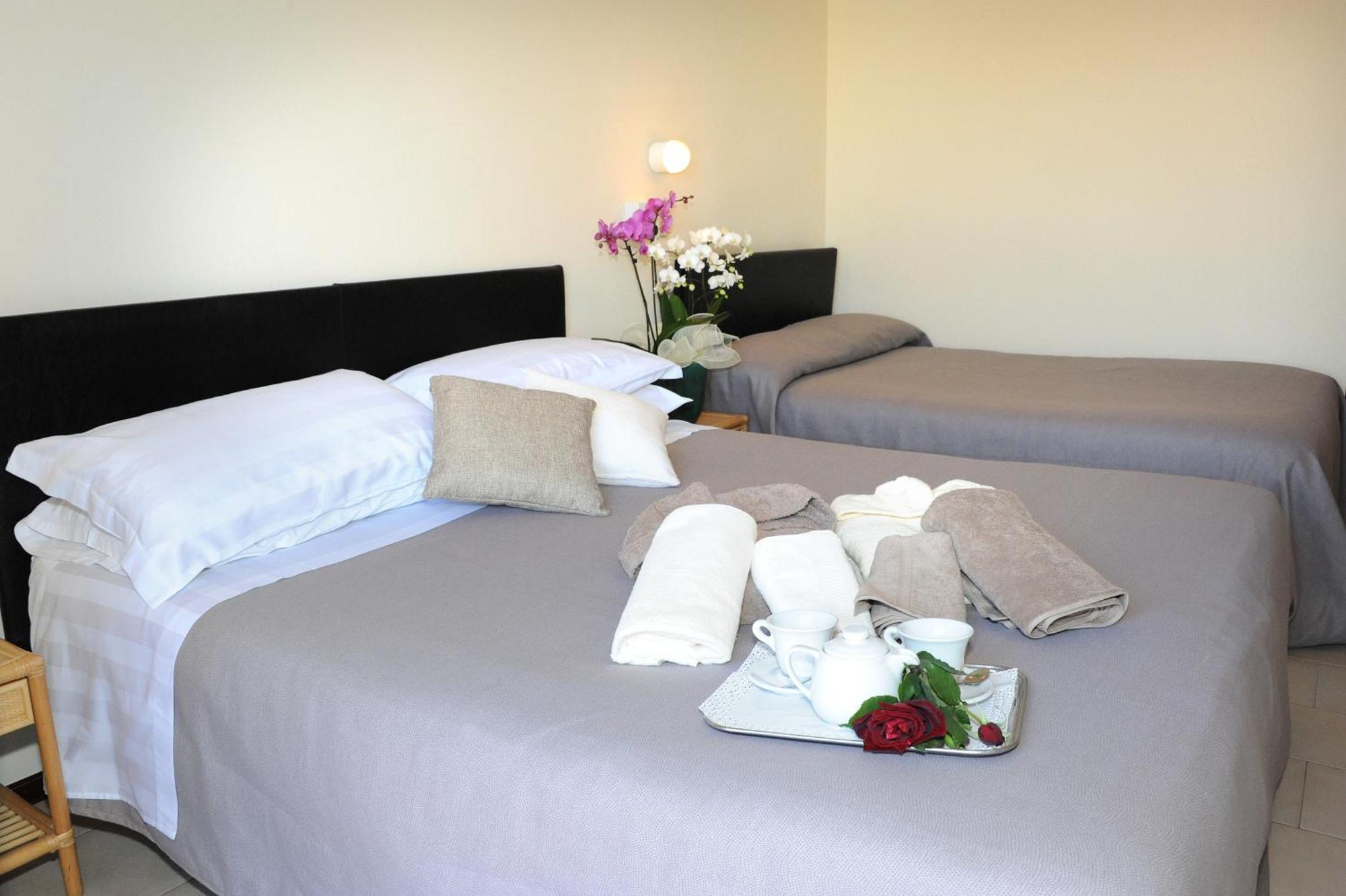 קרביה Hotel Lanzoni מראה חיצוני תמונה